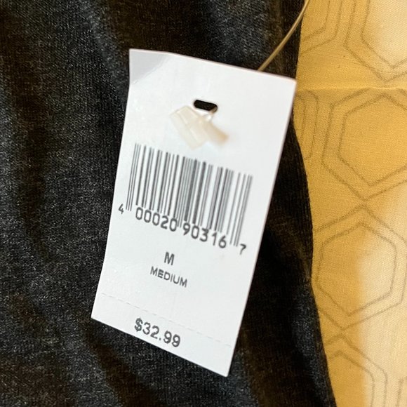 NWT Disney Parks Exclusive Mickey’s Not-So-Scary Halloween Party 2018 T-Shirt M - Picture 4 of 4